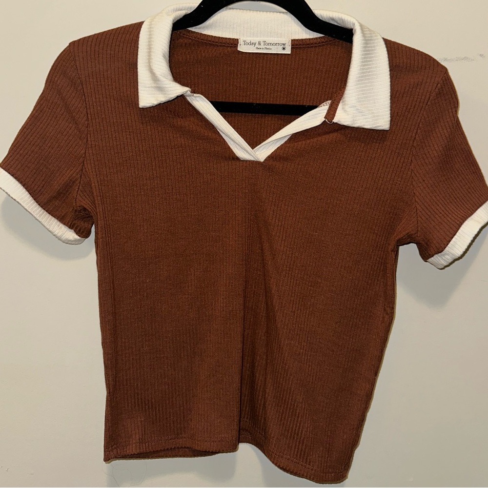 Great condition. Soft Collared shirt, ribbed ish material
